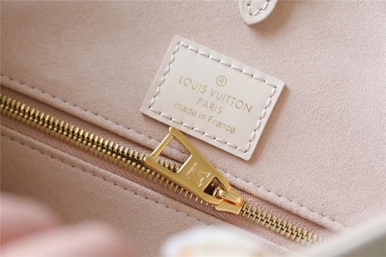 Персонализированный дизайнер Louis Vuitton мини морщит вензель Empreinte Onthego Mm