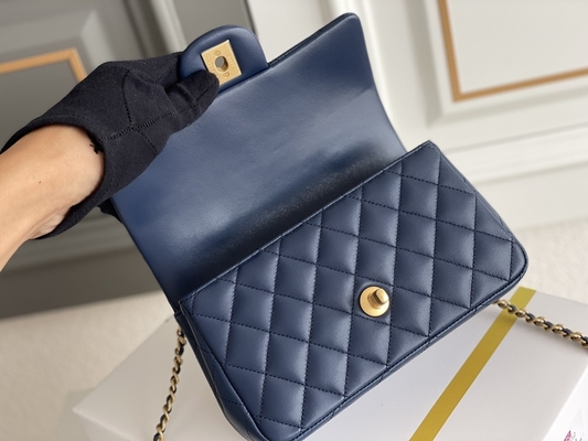 Lambskin икры 2020 Chanel икры мини прямоугольные Grained &amp; goldtone металл