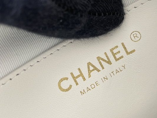Сумка сумки Tote Hippie подмышки Hobo Chanel AS3562 небольшая зима 2022 осеней