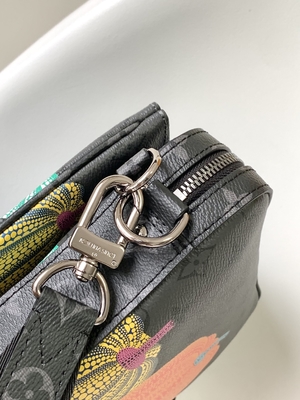 Сотрудничество 3WAY стиля улицы сумки M46358 Unisex заклеймленных людей вензеля трио LV x YK