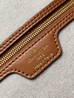 Цветочный узор серебряный Louis Vuitton большое отсутствие полного M21352