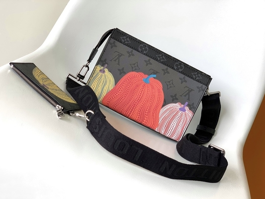 Дизайнер LV x YK мини морщит бумажник Gaston печати тыквы рейса Louis Vuitton Pochette пригодный для носки