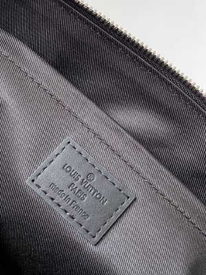 Сумка посыльного шахматной доски LV Keepall BandoulièRe 25 заклеймленных людей