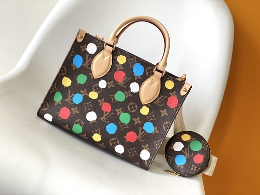 LV x Yayoi Preloved клеймил вензель Kusama OnTheGoMM сумки Multicolor