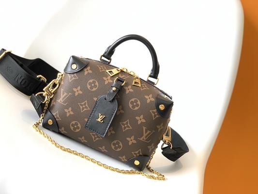 Таможня Louis Vuitton клеймила сумки маленькой чернотой Брауна вензеля Malle Souple Empreinte