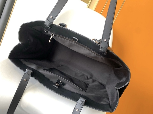 Sac людей Plat горизонтальная сумка Zippé 24H M45571 Louis Vuitton
