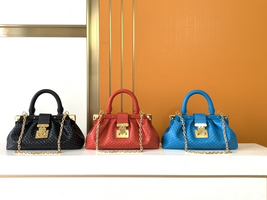Персонализированная сумка муфты Louis Vuitton вензеля телячьей кожи M45571