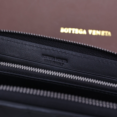 Дизайнер BV кожаный мини морщит застежка-молния бумажника Bottega Veneta Intrecciato вокруг