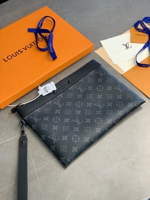Дизайнер тени вензеля кожаный мини морщит Pochette для того чтобы пойти Louis Vuitton