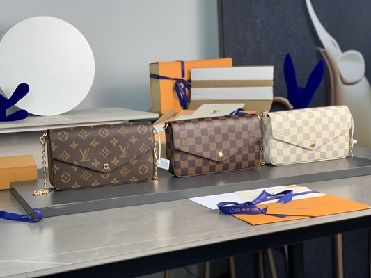 Мини подкладка фуксии бумажника сумки вензеля LV Felicie Pochette