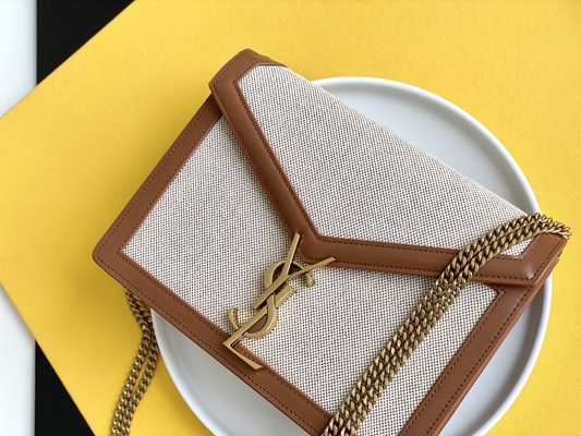 St Laurent Preloved клеймило сумку сумки YVES ST LAURENT Кассандра