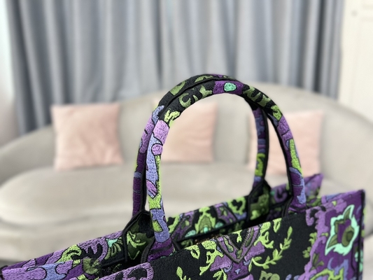 Добавочная сумка Booktote Dior Мария Grazia Chiuri вышивки размера