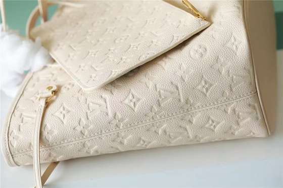 Партия клеймила дам вензелем Empreinte Neverfull MM сумки с Marquetry цветка