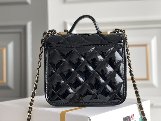 Цепь золота произношения по буквам мини дизайнерских портмон Chanel 22 черная с щитком падения