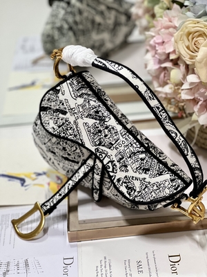 Заплатка 25cm сумки слинга седловины Dior вышивки женщин с 3 внутренними карманами