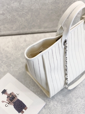 нашивка черноты Ecru сумки Tote 30cm 23P Chanel Deauville белая