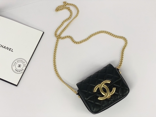 Держатель телефона щитка Chanel сумки посыльного черного Lambskin кожаный заклеймленный