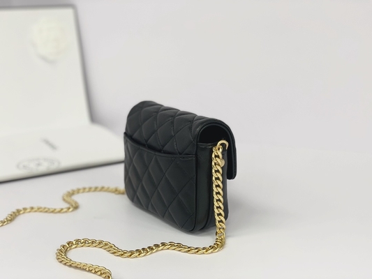 Держатель телефона щитка Chanel сумки посыльного черного Lambskin кожаный заклеймленный