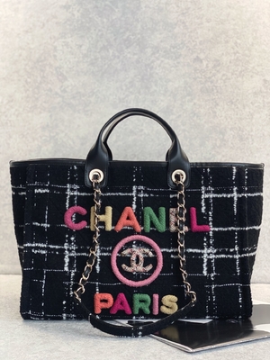 Таможня 2022 Chanel Sotheby клеймила Tote радуги FW сумки пляжа одежды из твида сумок