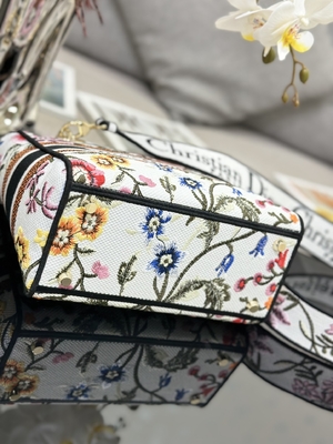 Multicolor сумки Dior Petites Fleurs изготовленные на заказ заклеймленные средняя сумка d Lite